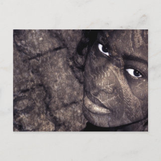 närgången granskning vykort