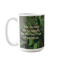 Närmare naturen, längre bort från Idioter