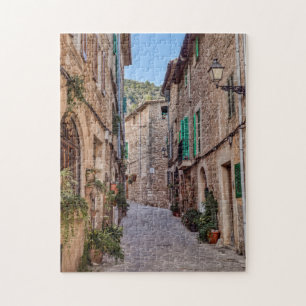 Narrow street i byn Valldemossa - Mallorca Pussel