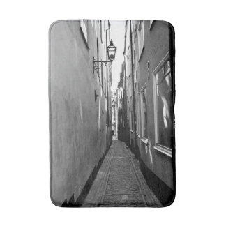 Narrow street i Stockholm Badrumsmatta