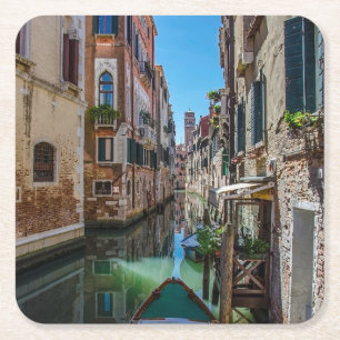 Narrow street med kanal i Venedig Underlägg Papper Kvadrat