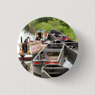 NARROWBOATS PÅ KANALEN KNAPP