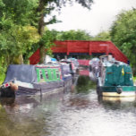 NARROWBOATS SILVERPLÄTERAT HALSBAND<br><div class="desc">Kanalbåtar, som i Förenade kungariket kallas smalbåtar, användes ursprungligen för att transportera varor runt land. De används nu främst för fritid och lockar människor från hela världen att njuta av vår landsbygd. Dessa båtar ser mycket söt ut med sina ljusa färgader, traditionellt blåa, röda eller grönt. Blommor och slottsdesigner är...</div>