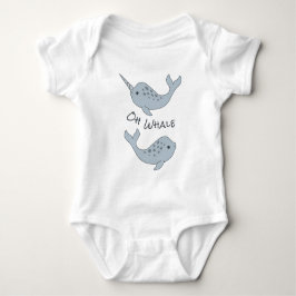 Narwhal Oh Whale Baby Bodykostym (Mörk Text) T Shirt