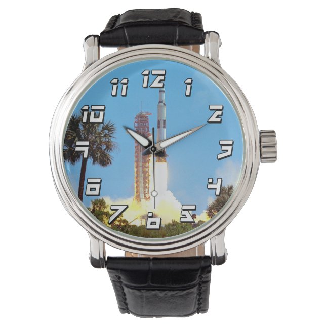 NASA Apollo 16 Saturn V-raketuppskjutning Armbandsur (Framsida)