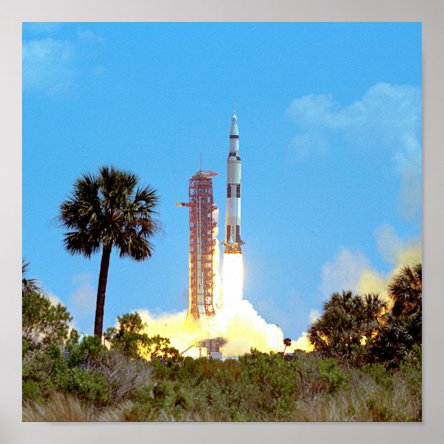NASA Apollo 16 Saturn V-raketuppskjutning Poster (Framsidan)
