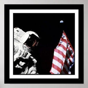NASA Apollo 17 Astronaut Flagga Earth Måne Photo Poster