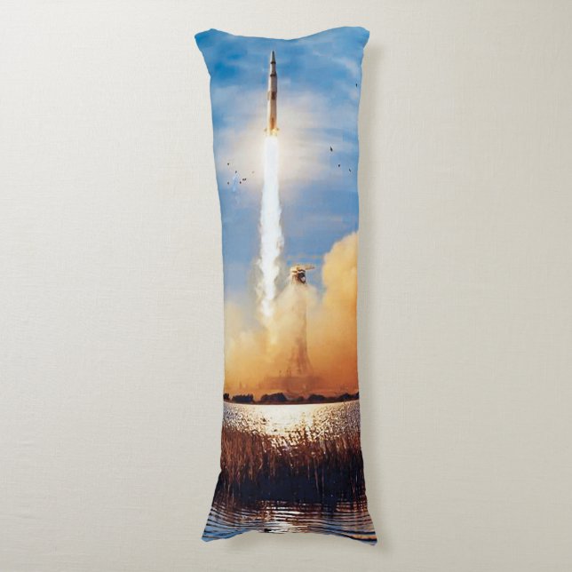 NASA Apollo 8 raketuppskjutning Kennedy Space Cent Kroppskudde (Framsidan Vertikal)