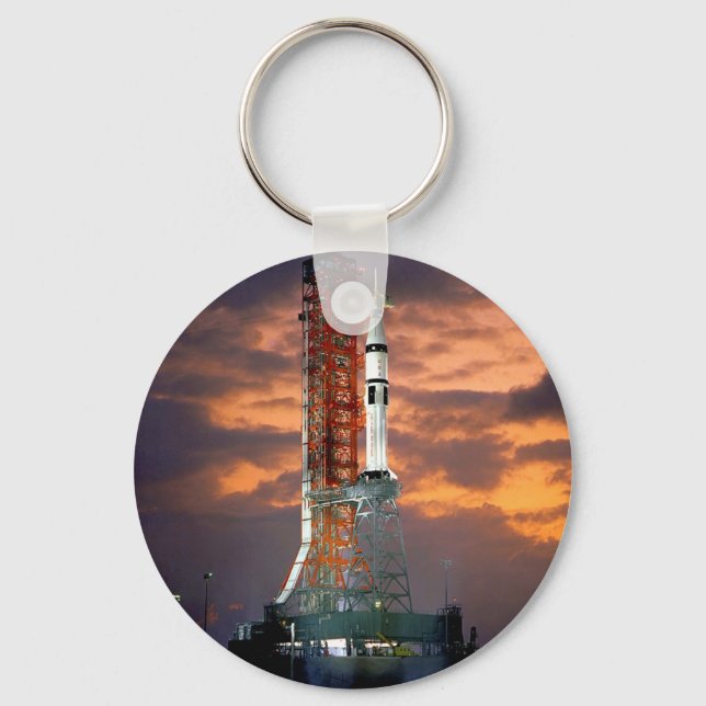 NASA Apollo Soyuz Launch Fordon Sunrise Launchpad Nyckelring (Framsida)