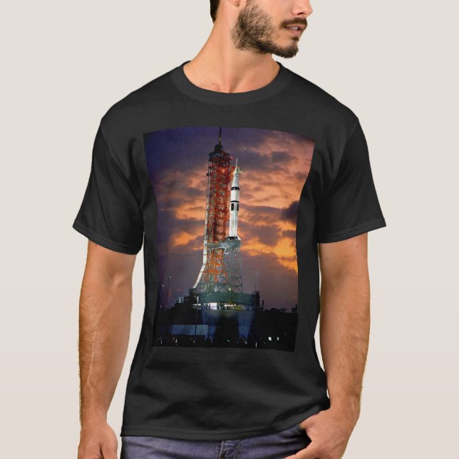 NASA Apollo Soyuz Launch Fordon Sunrise Launchpad Tee Shirt (Framsida)