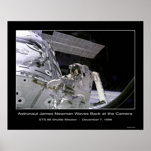 NASA Astronaut Newman Vågar Tillbaka till Camera Poster (Framsidan)