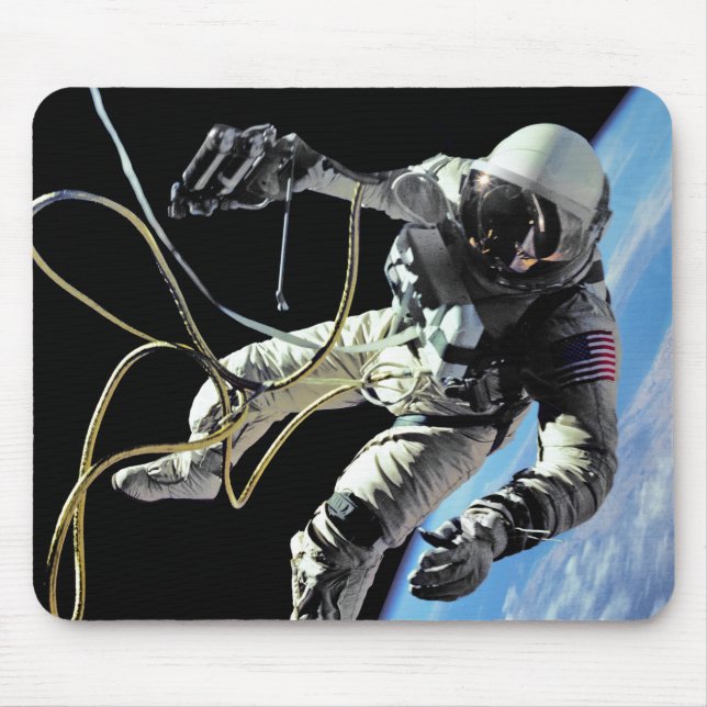 NASA First American Astronaut Spacewalk Photo Musmatta (Framsidan)