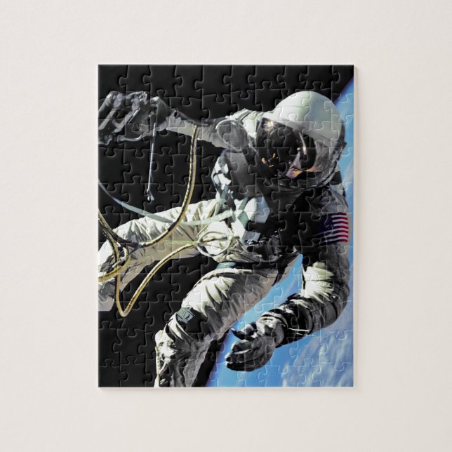 NASA First American Astronaut Spacewalk Photo Pussel (Vertikal)