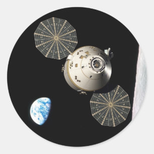 NASA Orion i Lunar omlopp Runt Klistermärke