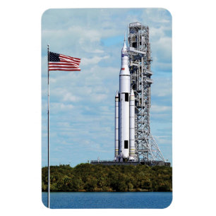 NASA SLS Space Launch System Raketstartplatta Magnet