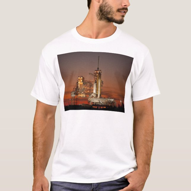 NASA - uppskjutning av Atlantis Space Shuttle Tee (Framsida)