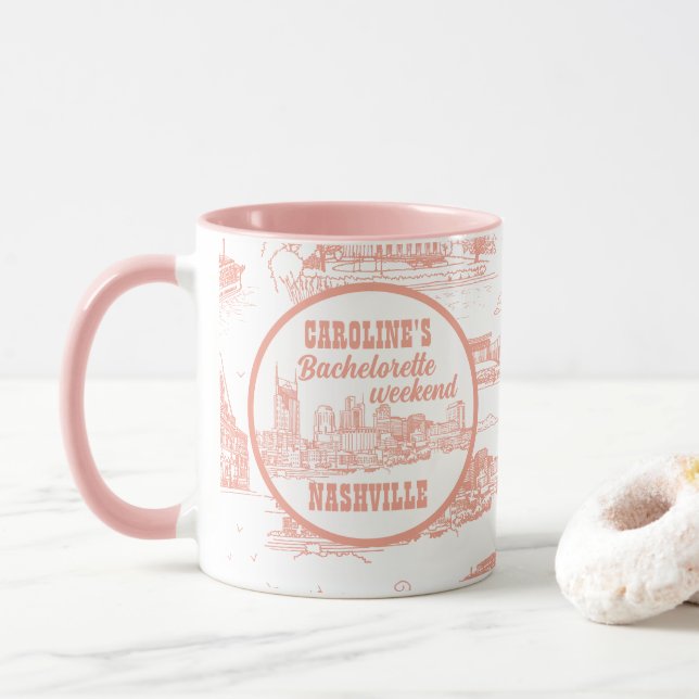 Nashville Toile Möhippa Coral Rosa på Vit Mugg (Med munk)