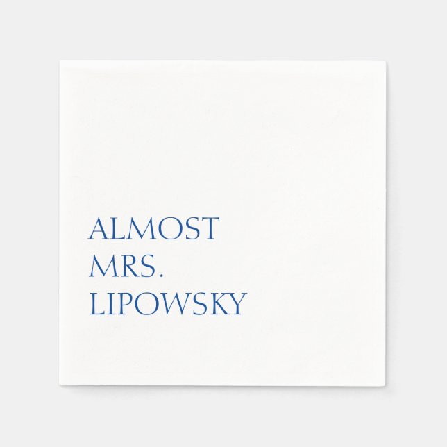 Nästan Mrs. Pappersservett (Framsidan)