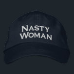Nasty Woman, fet vit text på marinblå Broderad Keps<br><div class="desc">Visning stolt din rebelliska feministiska attityd genom att bära ett basebolllock med ord "Nasty Woman" som är broderat i fet vit text på en marin blå bakgrund. Det finns hattar i andra färg i sidlisten. Om du vill se designen Nasty Woman på andra objekt klickar du på samlingslänken "Rocklawn Arts"...</div>