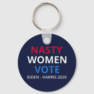 Nasty Women Vote I Nyckelring