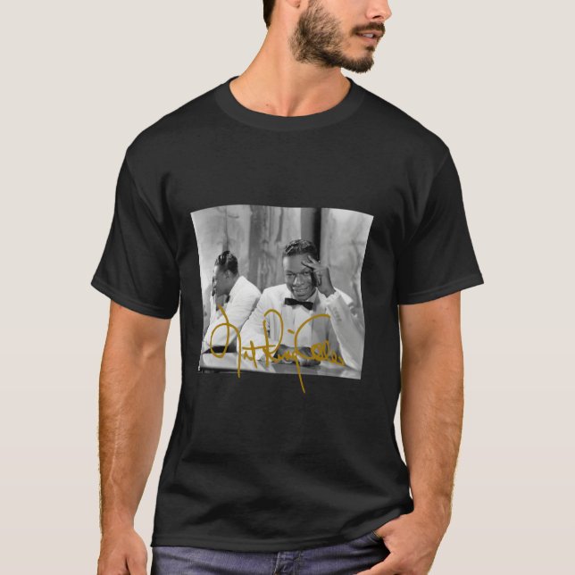 Nat King Cole Merch  Jazz & Klassisk Pop Legend  N T Shirt (Framsida)