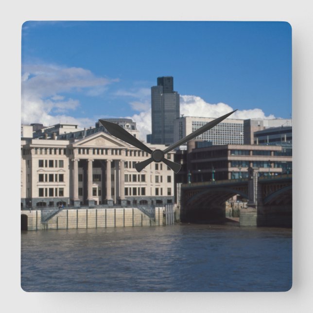 Nat Väster eller Torn 42 City of London Fyrkantig Klocka (Framsida)