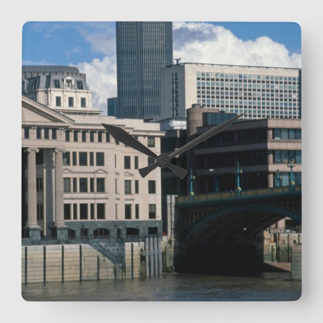 Nat Väster i Torn 42 City of London Fyrkantig Klocka (Framsida)