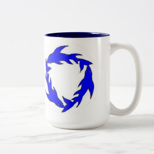 Nataliia mugg (Höger)