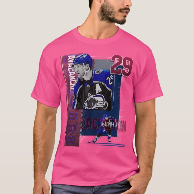Nathan Mackinnon Papper Poster version 2 T Shirt (Framsida)