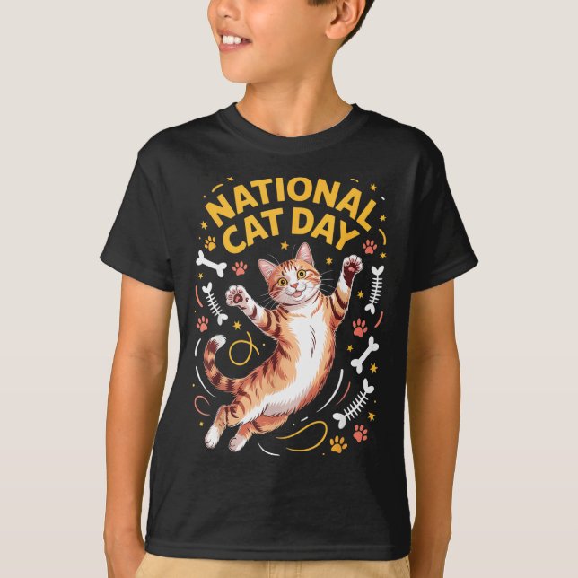 National Cat Day Cute Tabby Kitty Celebration Happ T Shirt (Framsida)