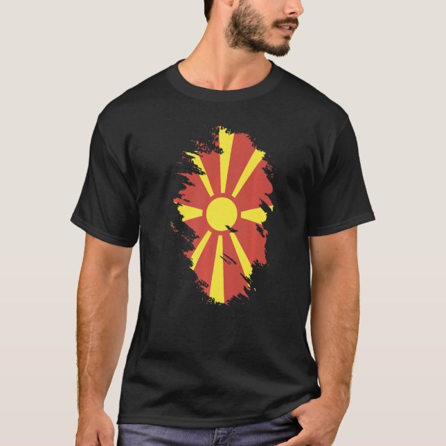 National Flag of Macedonia souvenir  for men women T Shirt (Framsida)
