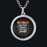 National Hispanic Heritage Month Funny Gift Silverpläterat Halsband<br><div class="desc">National Hispanic Heritage Month Funny Gift hispanic, latinos, Arv, latina, spansk, vintage, retro, mexikan, kultur, mexico, flaggor, stolt, gifts, pride, latinamerika, oberoende, land, nationell historienarvsmånad, 2021, regnbåge</div>