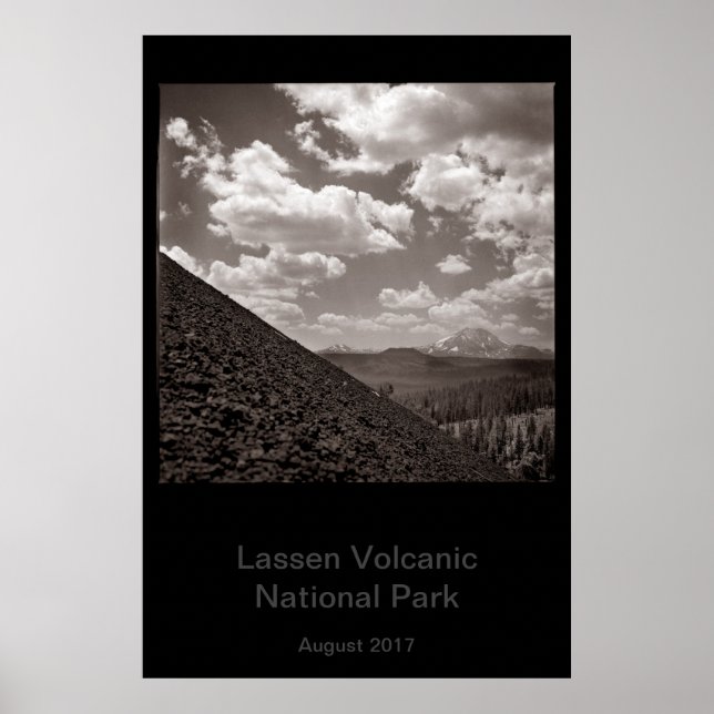 Nationalparken Lassen Volcanic, Cinder Cone Poster (Framsidan)