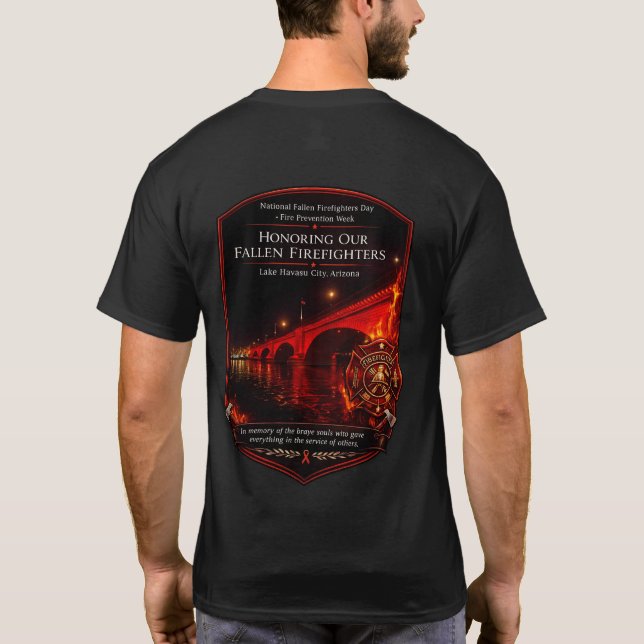 Nationella Fallna Brandmäns Dag London Bridge T Shirt (Baksida)