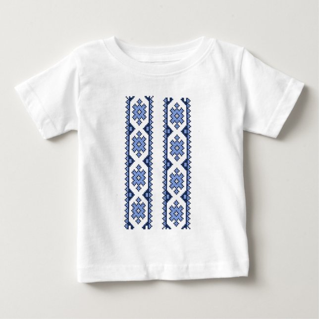 Nationella ukrainska broderideprydnadsföremål t shirt (Framsida)