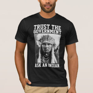 NATIV AMERIKANSK FÖRTROENDE PÅ STATENS T-SHIRTS