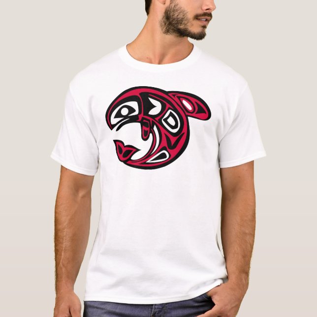 Native American Orca Whale, klarrött T Shirt (Framsida)