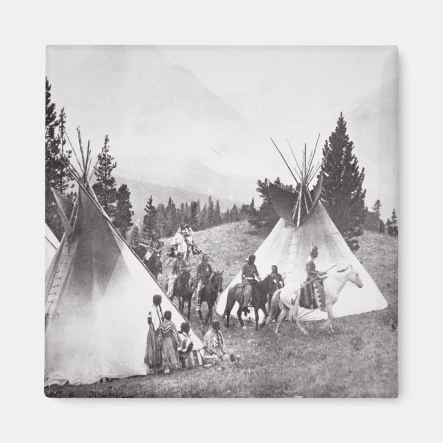Native American Teepee Camp, Montana, 1900 (b/w) Magnet (Framsidan)