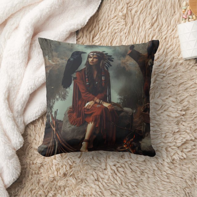 Native American Woman With Raven by Lugn River Kudde (Filt)