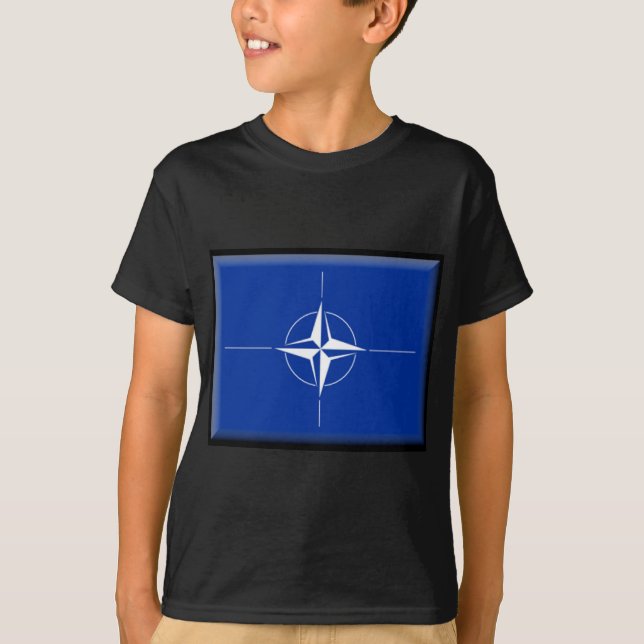 Nato-flagga Tee (Framsida)