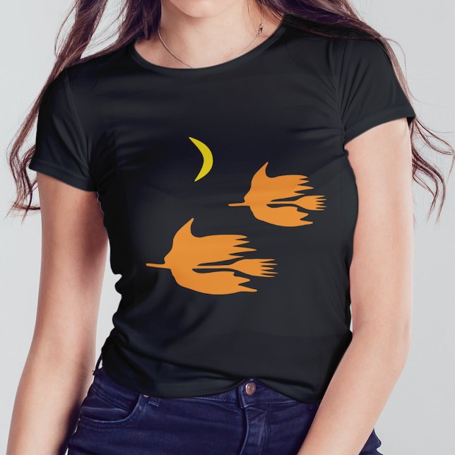 Natt Broom Ride - Halloween Witch Image. T Shirt (Skapare uppladdad)