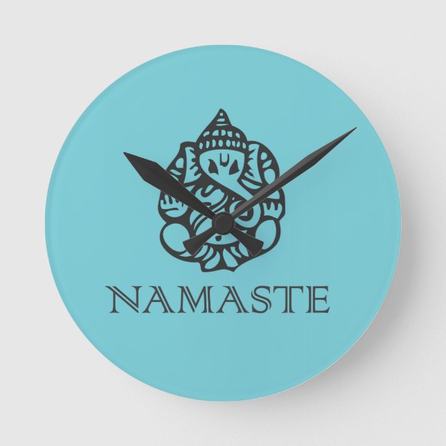 Nätt Ganesh Namaste blåttdesign Rund Klocka (Framsida)