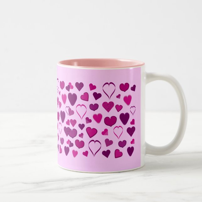 Nätt rosa- & för lilatecknadhjärtor mugg (Höger)