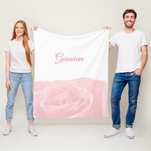Nätt rosa rospersonlig med den kända filten fleecefilt