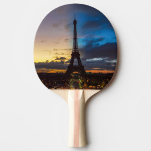 Natt till dag över Eiffel torn från Trocadero Pingisracket