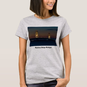 Natt vid Mackinac Bridge T-Shirt