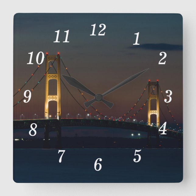 Natt vid Mackinac Bridge Wall Clock Fyrkantig Klocka (Framsida)