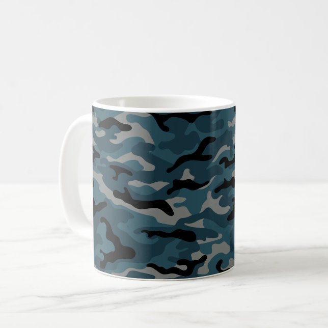 Nattblå Camo Camouflage Kaffemugg (Framsida vänster)