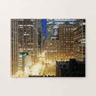 Natten beskådar av cityscape av Chicago Pussel