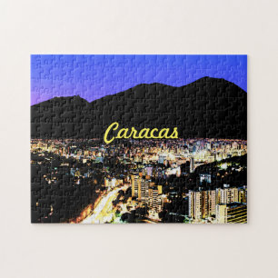 Natten beskådar av den Caracas staden Pussel